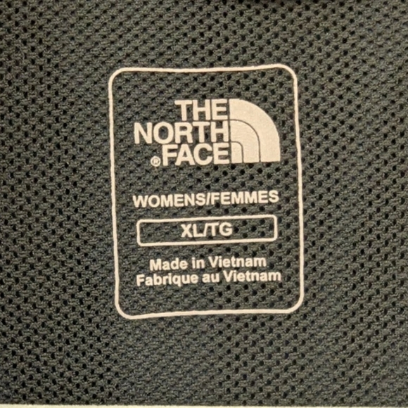 The North Face windbreaker in women's XL navy/coral pristine condition like new - Picture 3 of 16